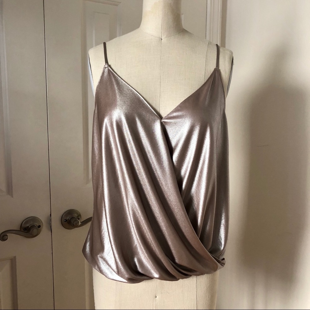 Bailey44 Top